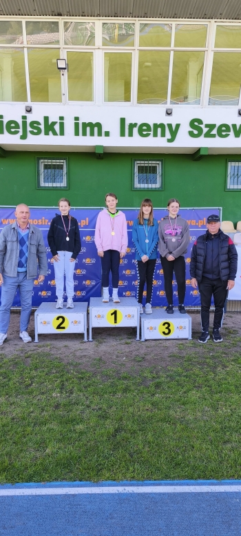 553949046_1238475738082928_8142006140044924469_n