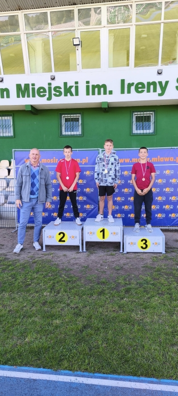 554092650_1238475661416269_6282109060457961624_n