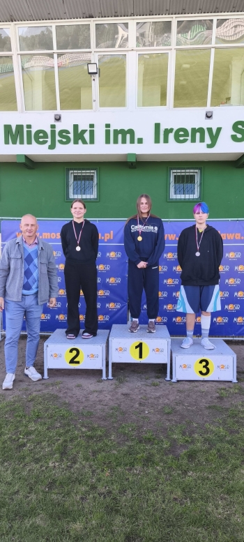 554761809_1238475231416312_1255426915552000835_n