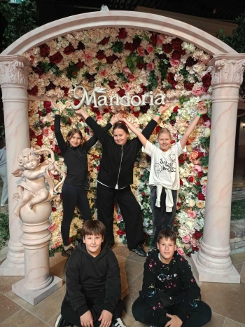 558337452_1244535854143583_6618519225025898482_n