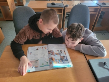 584262112_1285794433351058_968670358997185099_n