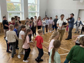 561607197_1250738196856682_3895219044094072841_n