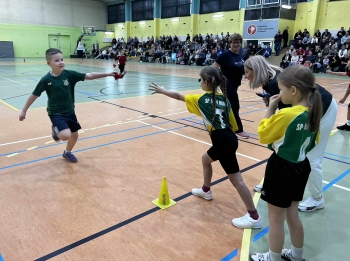 559683728_1252780876652414_1488826864059794810_n