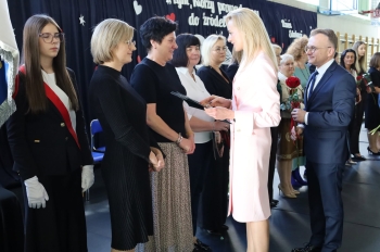 561407094_1255454279718407_7430825770816647894_n