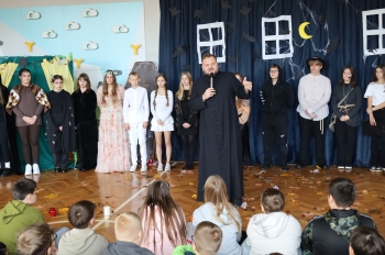 572773258_1268072895123212_7906302426054162574_n