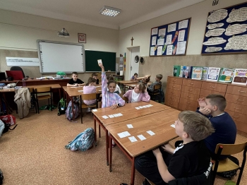 4b2a27fc-1702-4866-9b41-0d095396a221