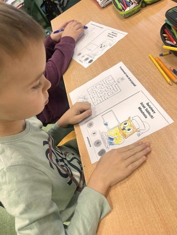 05ffe590-9b77-434a-8109-d597b0947fbd