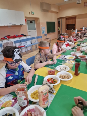 586923422_1289774556286379_8662171978195431046_n