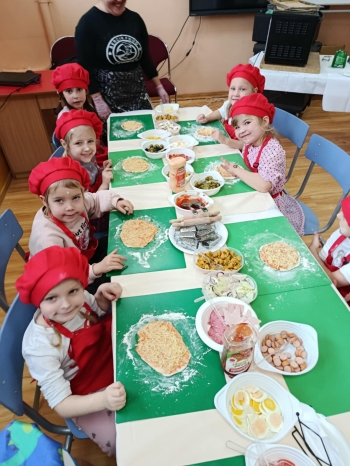 590025144_1289775322952969_1121451024702786409_n