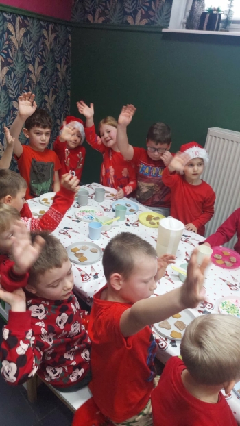 591474185_1291315386132296_4000363644733596012_n