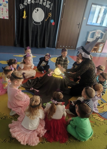 589998445_1291982436065591_1174279820002507781_n