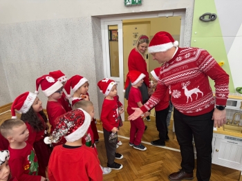 593482865_1297000975563737_6432834347271090948_n