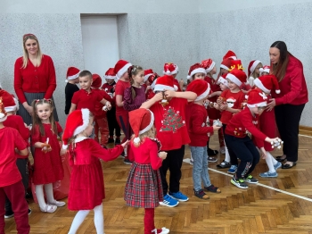 593473918_1297000718897096_5445645024984709288_n