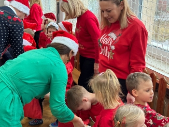 594418019_1297001665563668_8707336159930782212_n