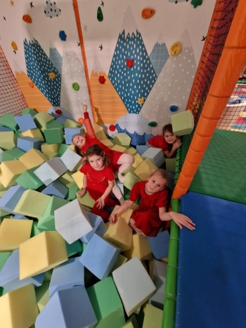 597905044_1300000638597104_8495658724325191149_n