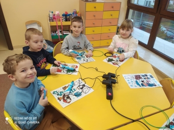 597869858_1301444978452670_5535578962487273586_n