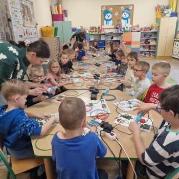 597888265_1301444965119338_4796813804298418049_n