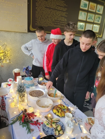 601896564_1308845884379246_6199477412007383813_n