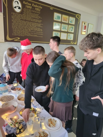 603774735_1308845927712575_4430243339546044330_n