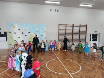 615428918_1326578349272666_5290076704283989859_n