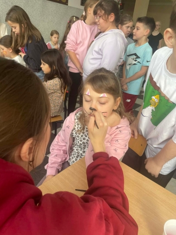 615374837_1327209445876223_2543596167145357141_n