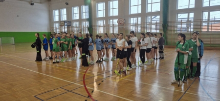 Kolejny udział naszych uczennic w zawodach międzyszkolnych