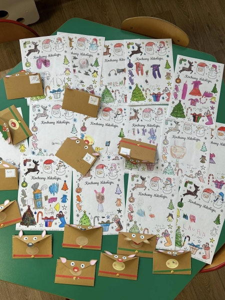 ''Pocztowe Przygody''